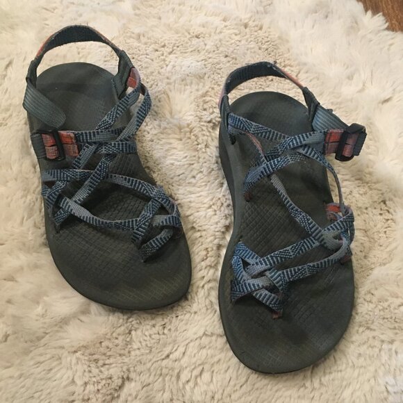 Chaco Classic Strap Toe Strap Sandal Women's 9 - Picture 2 of 9